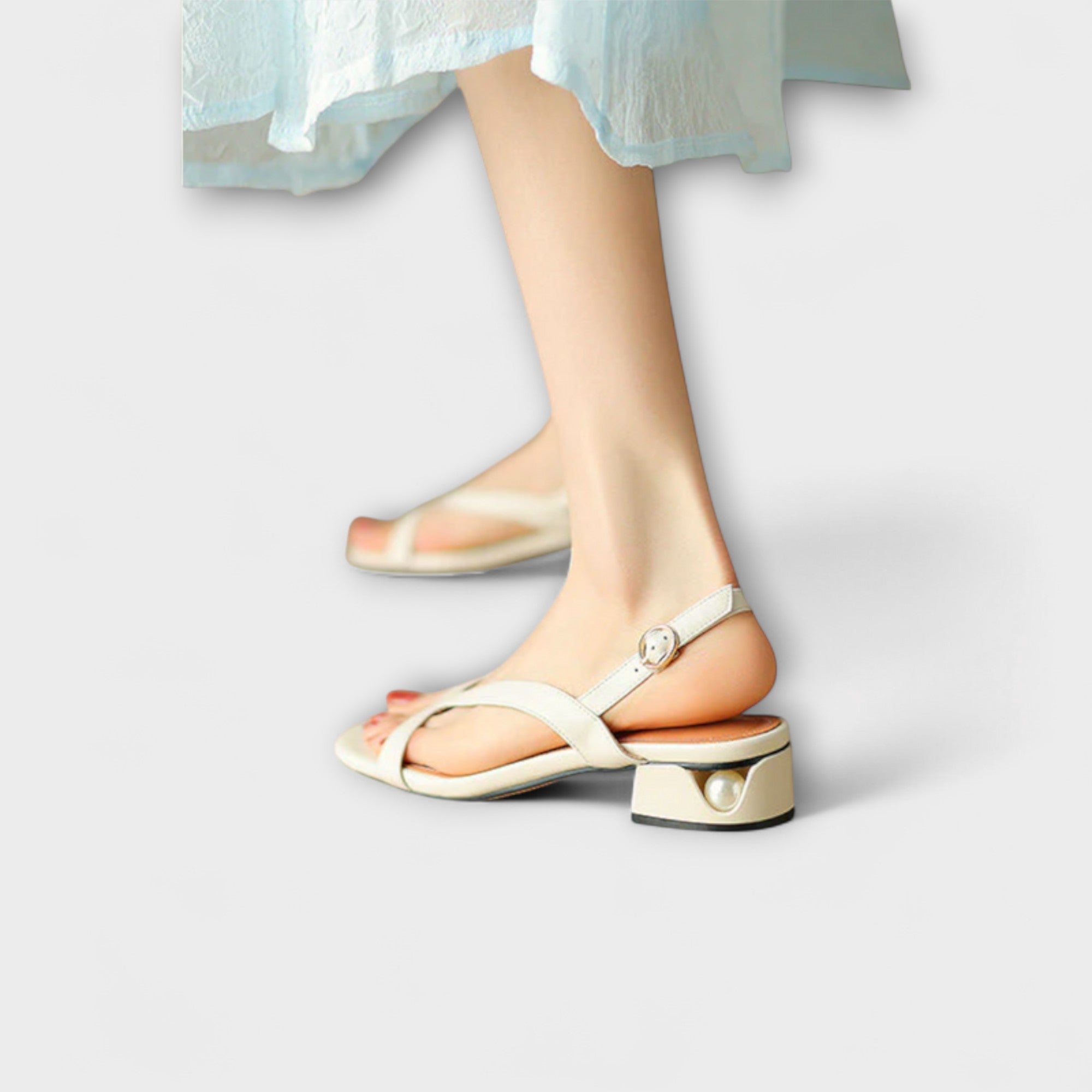 Evelyn - Elegant Flade Sandaler Minna med Raffineret Finish
