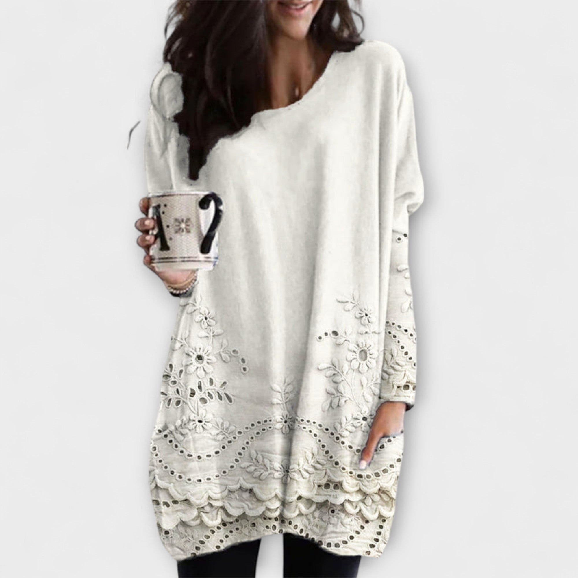 Riley – Trykt Sweater med Broderi