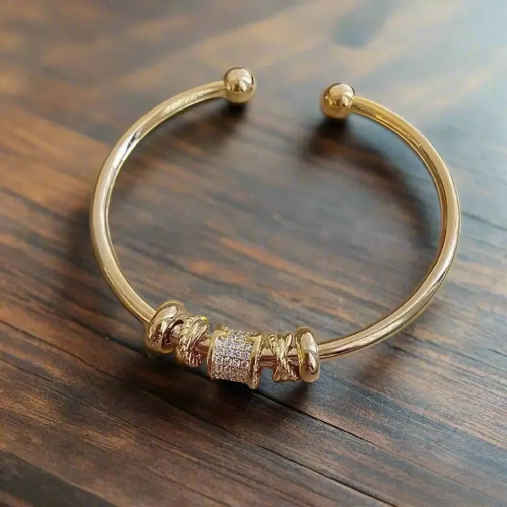 Justerbar Armbånd med Gyldne Vedhæng