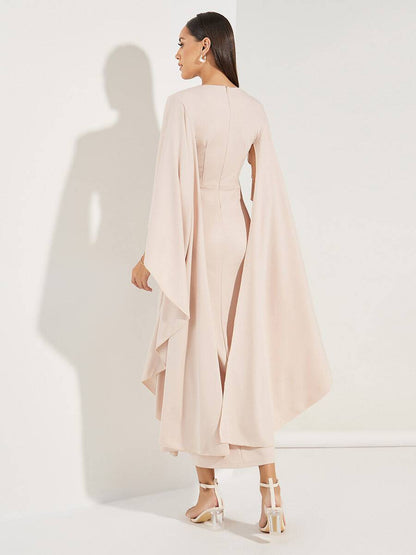 Rachel - Hellrosa Midi Kjole med V-Hals og Chiffon Ærmer