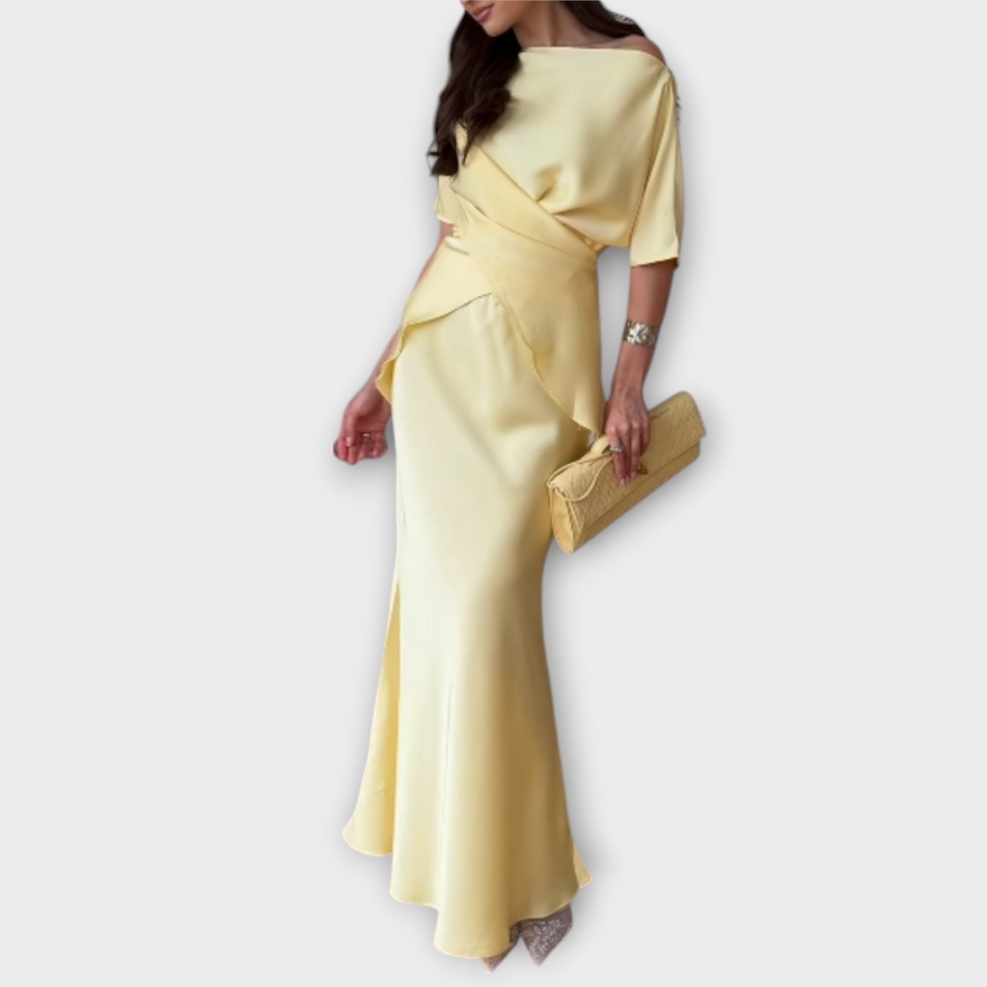 Finja - Off-Shoulder Top med Knude Front og Nederdel Ensemble