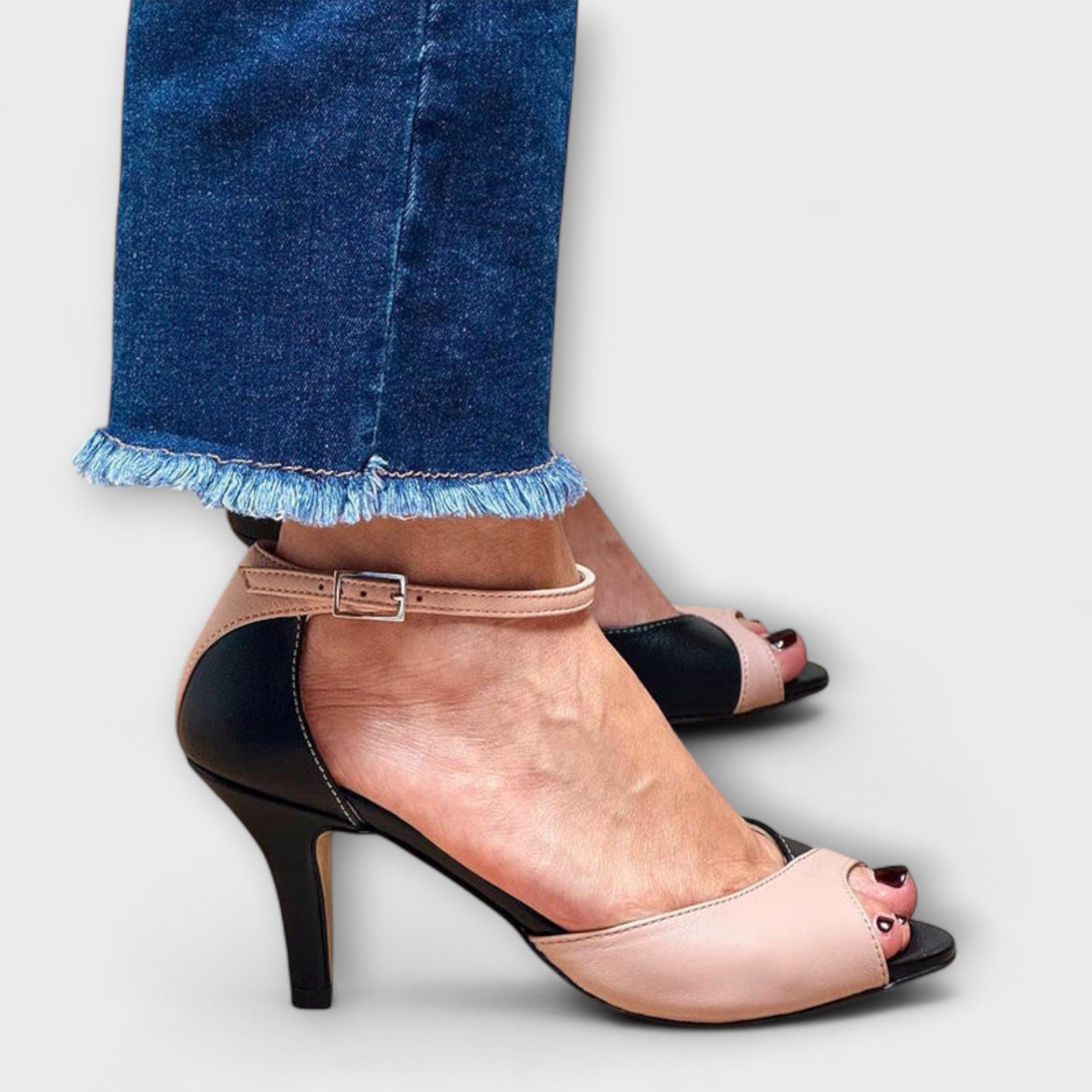 Noirella – To-farvet Elegance i Pink