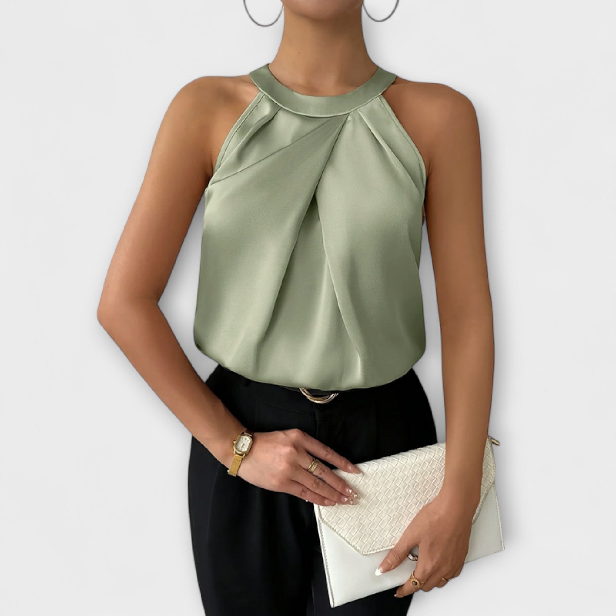 Skye - Chic Satin Bluse med Off-Shoulder Design