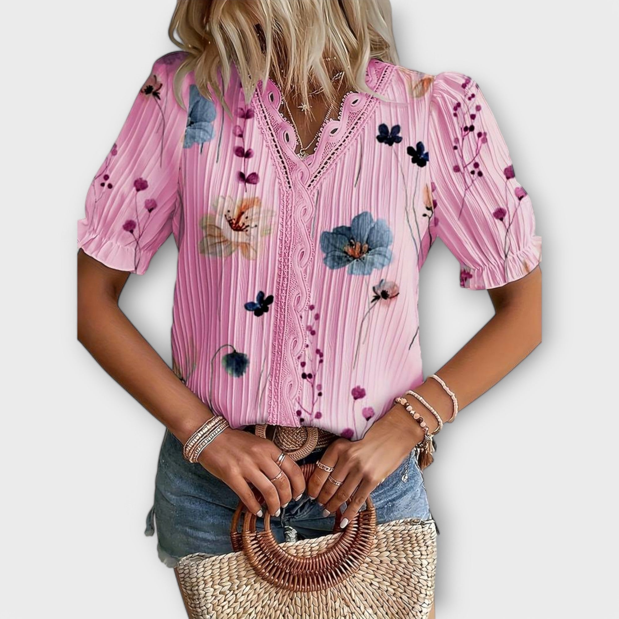 Emily - Fashionabel Bluse med V-udskæring