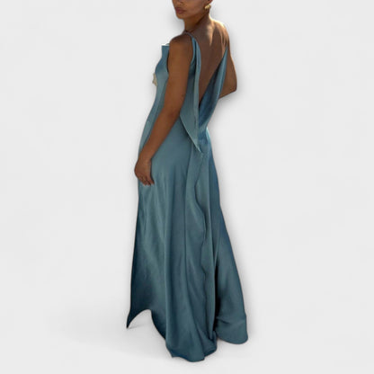 Hallie - Chic Satin Maxi Kjole med Høj Slids
