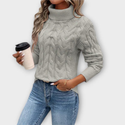 Amelia – Elegant Turtleneck Sweater Strikket
