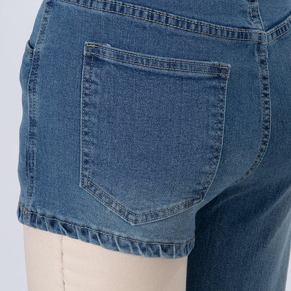 Astra - Trendy Asymmetrisk Denim Shorts med Én Skulderrem