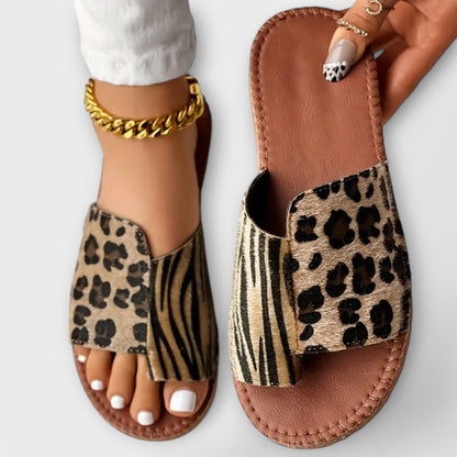 Stilfulde To-farvet Slides med Leopardprint