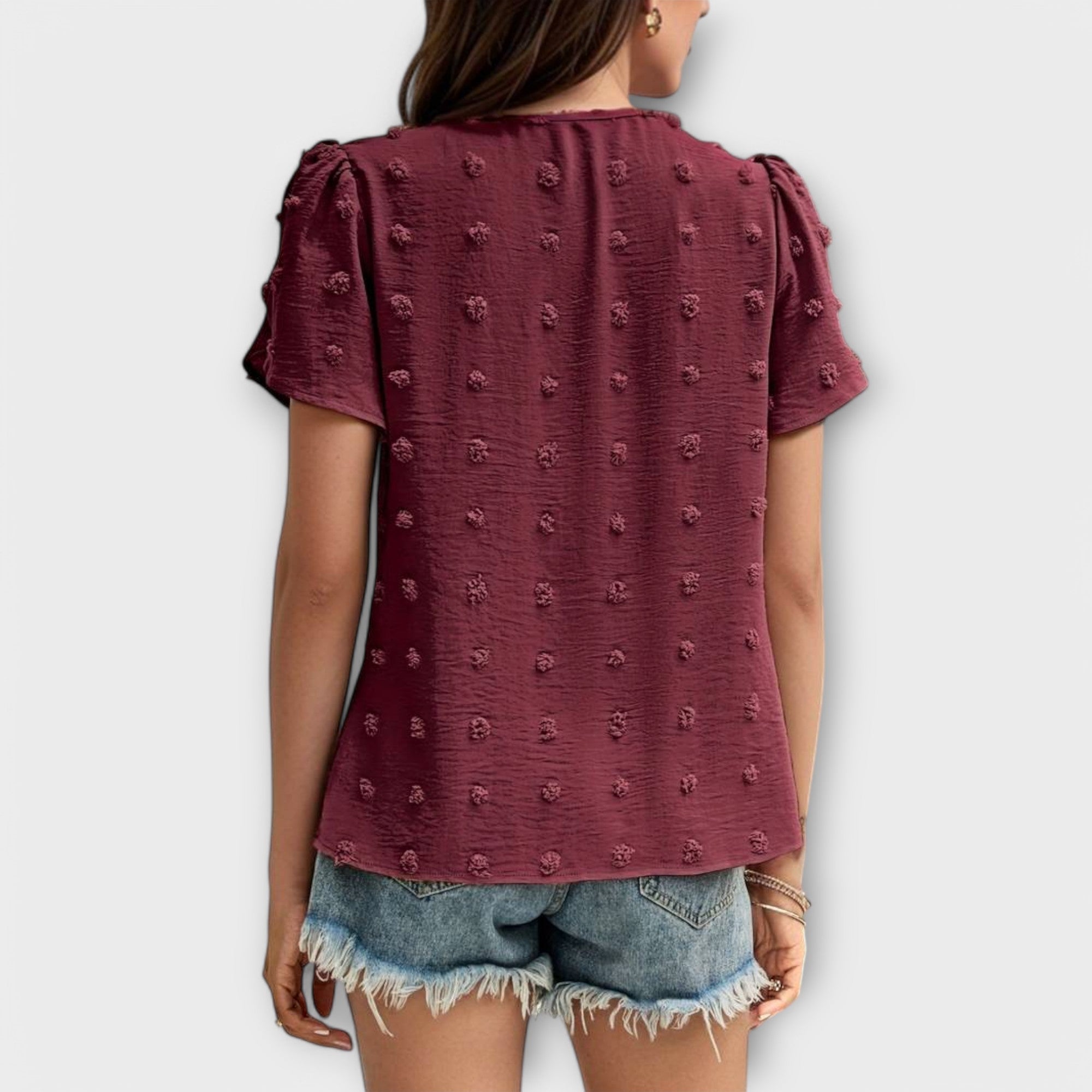 Charlotte - Den Perfekte Prikkede Bluse