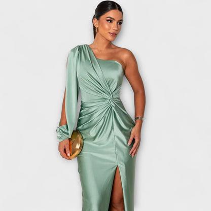 Elisa - Elegant Kjole med Sofistikation