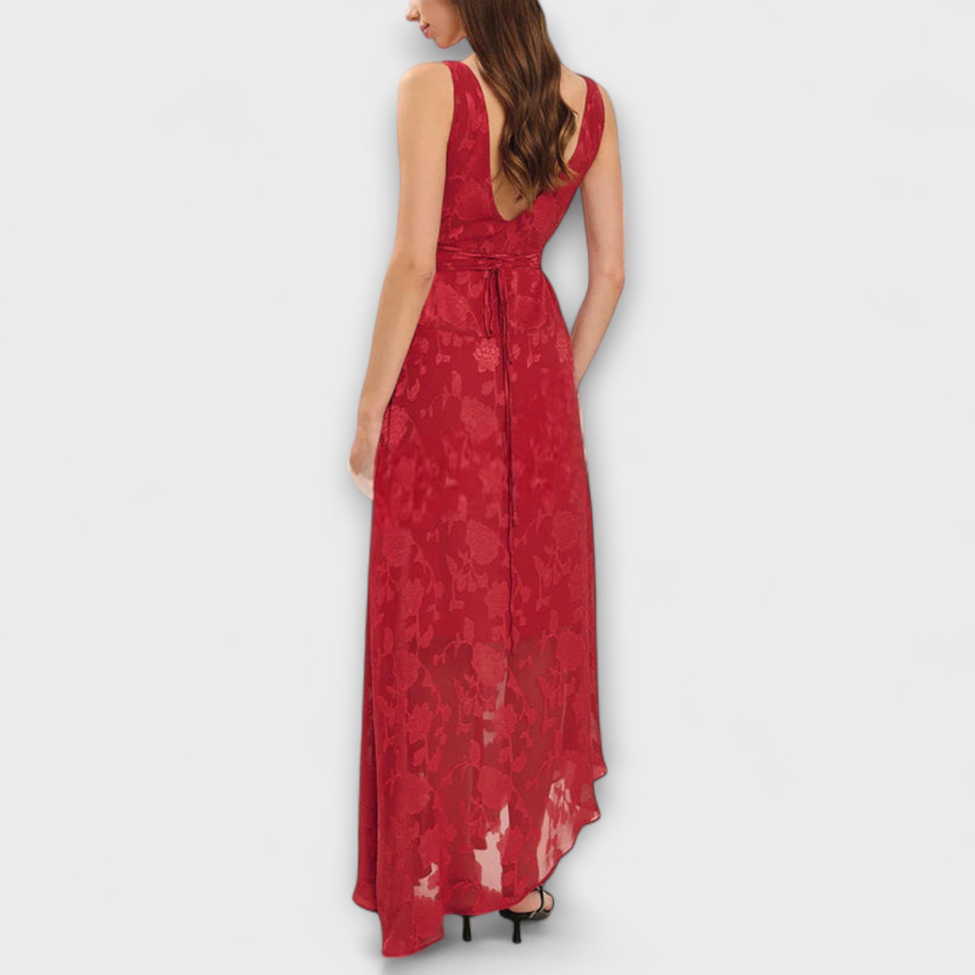 Opal - Elegant Rygfri Snøre Jacquard Maxi Kjole