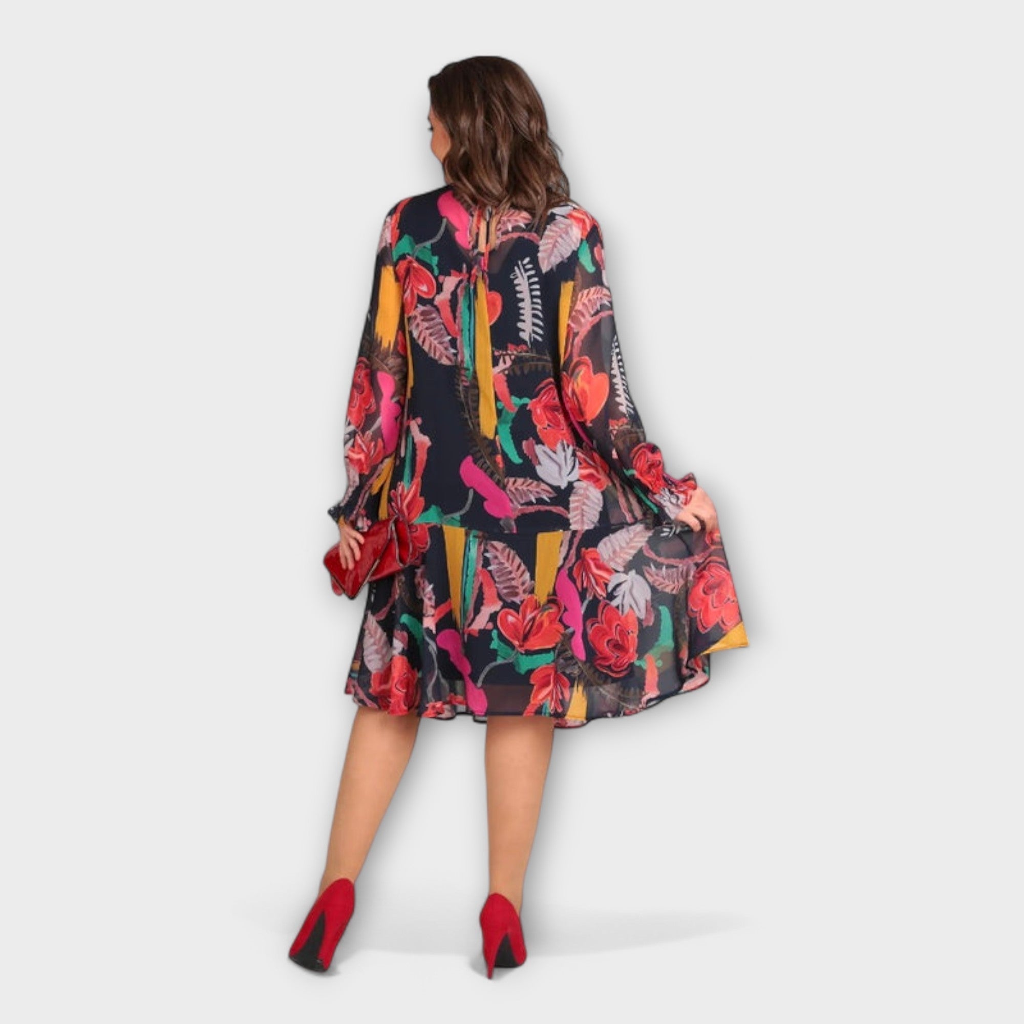 Caroline - Elegant Plus-Size Kjole for Ultimativ Komfort