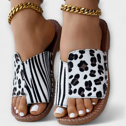 Stilfulde To-farvet Slides med Leopardprint
