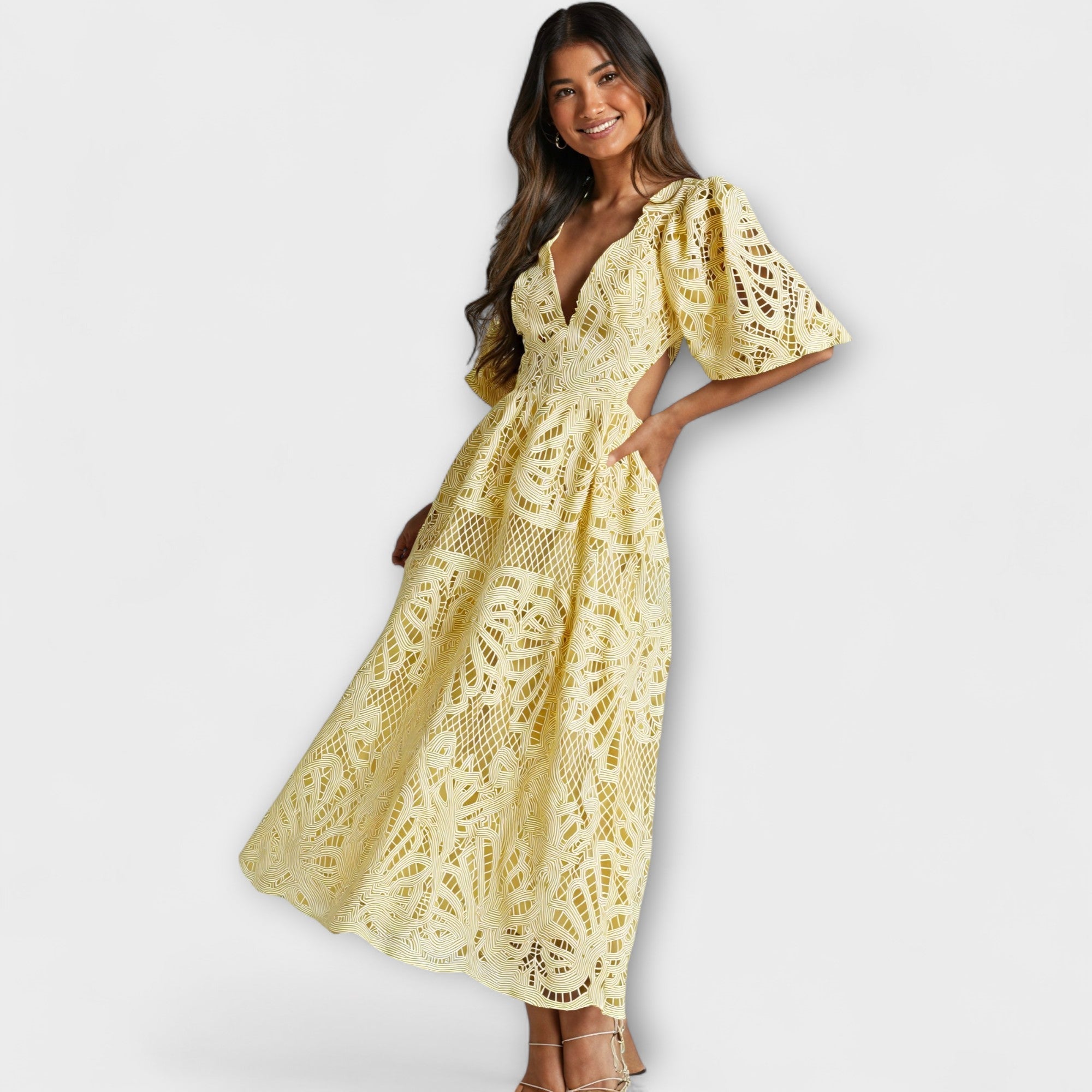 Elegant Kjole med Delikate Detaljer