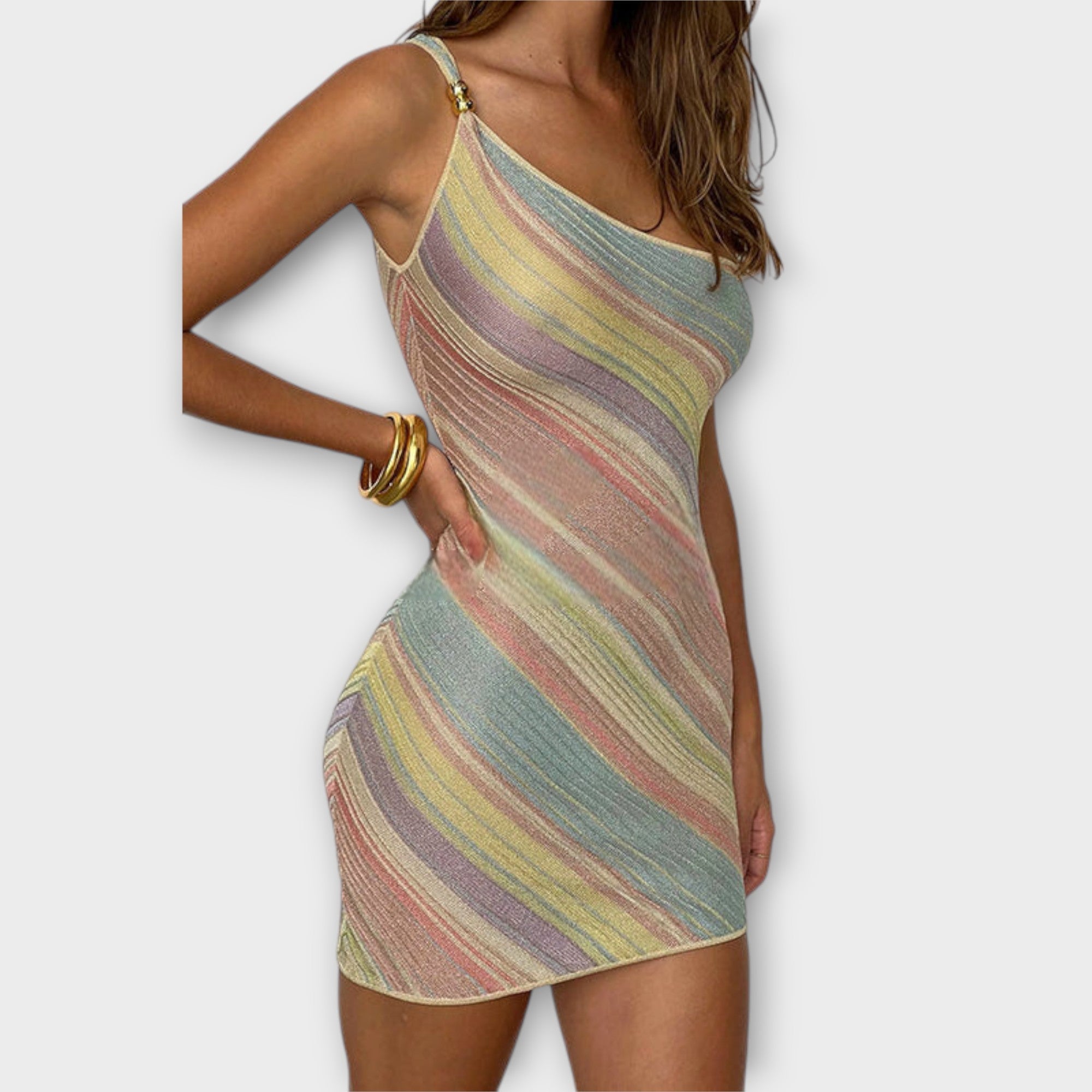 Kira - Trendy One-Shoulder Strikket Mini Kjole