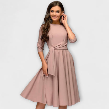 Elegant Svingkjole