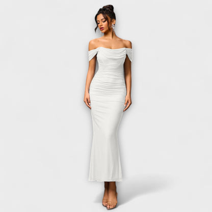 Ione - Off-Shoulder Ruching Bodycon Kjole