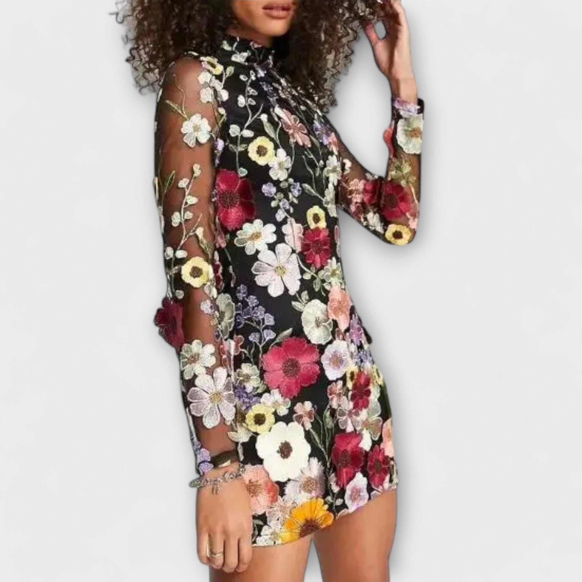 Dolores - Kjole med 3D Blomster Mønster