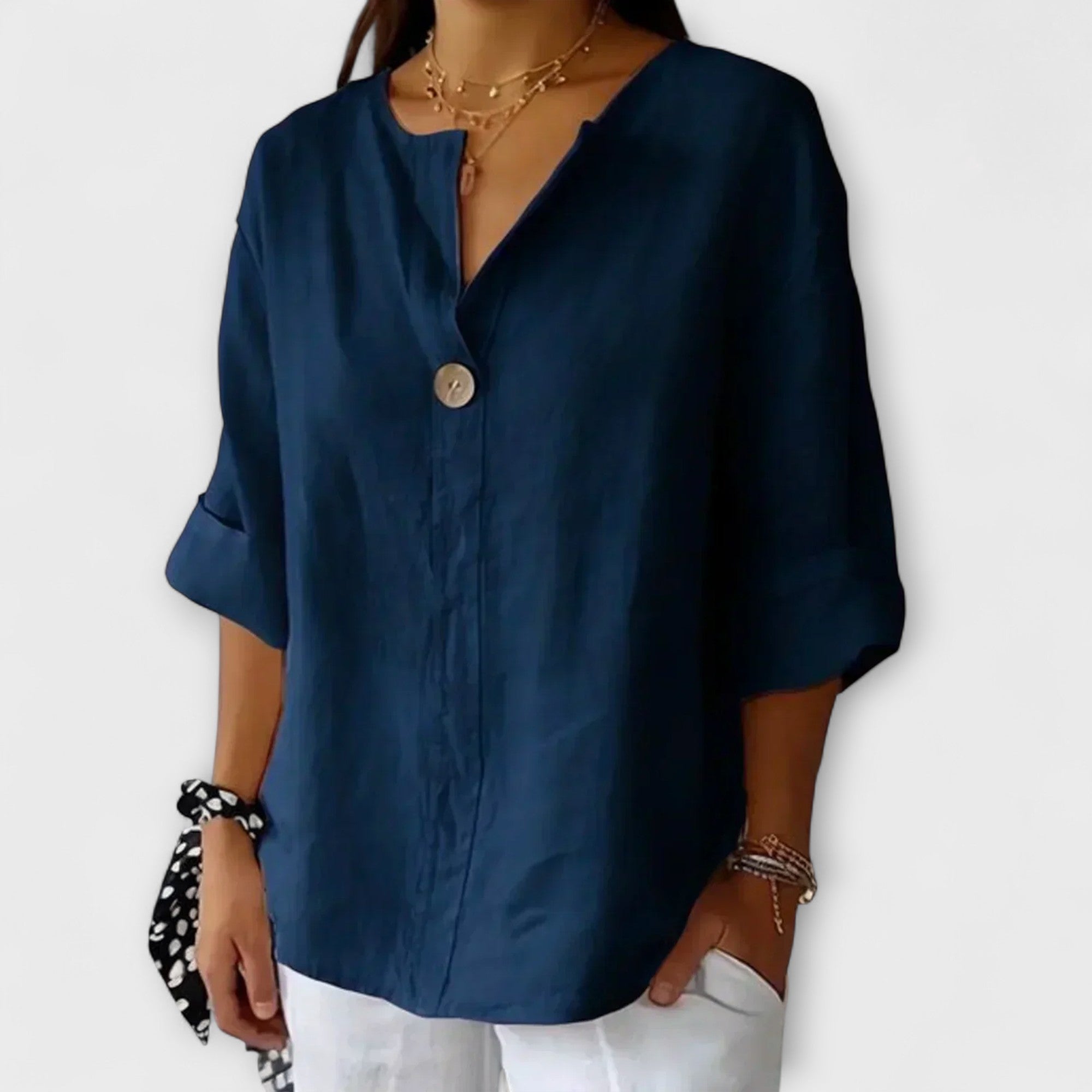 Nicole - Stilfuld Bluse med V-Hals