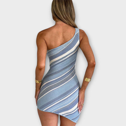 Kira - Trendy One-Shoulder Strikket Mini Kjole