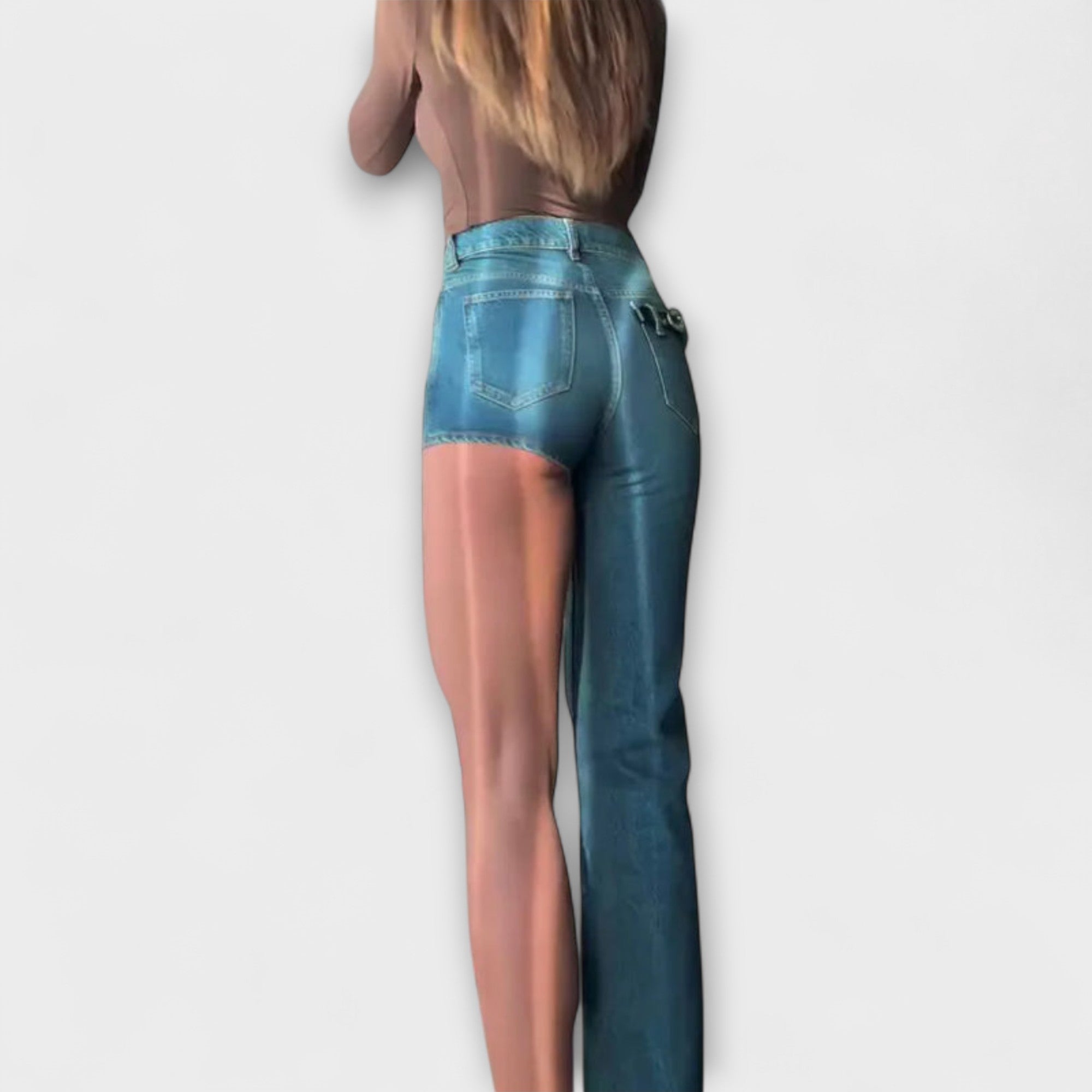 Astra - Trendy Asymmetrisk Denim Shorts med Én Skulderrem