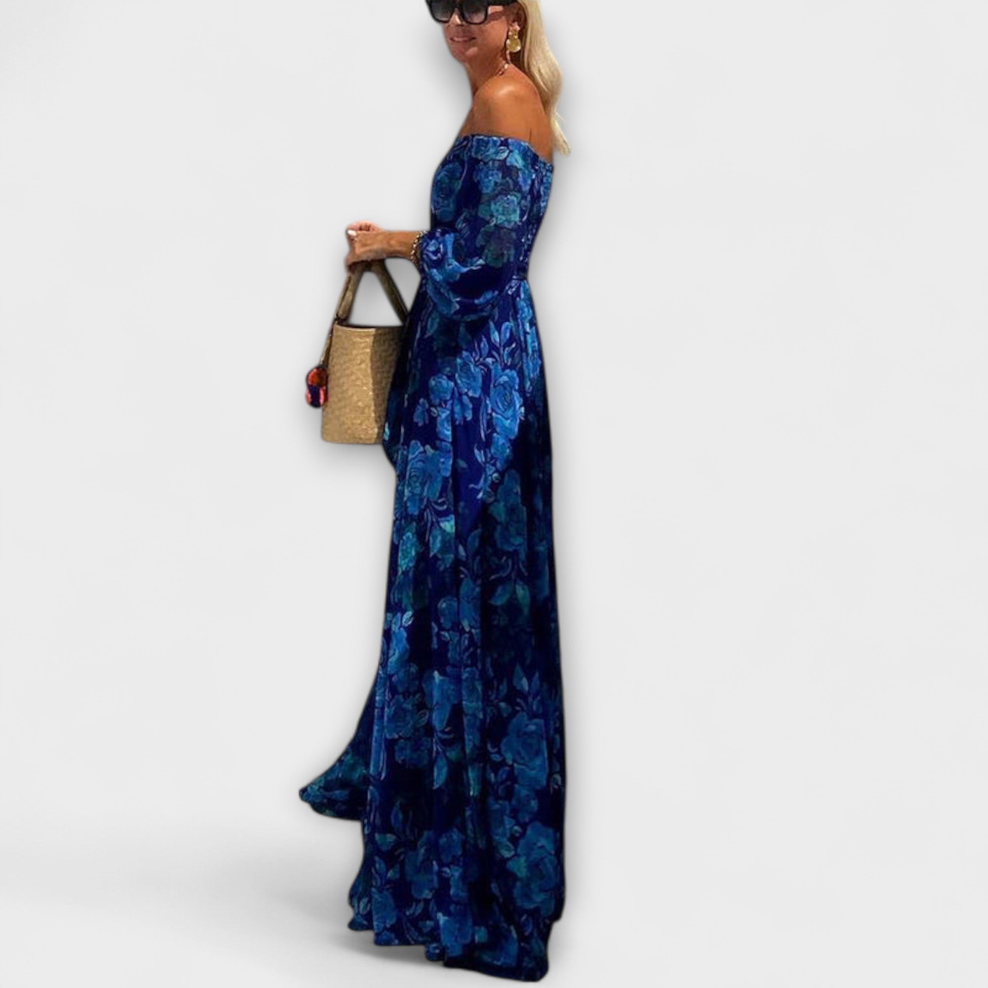 Juniper - Floral Off-Shoulder Smocked Maxi Kjole