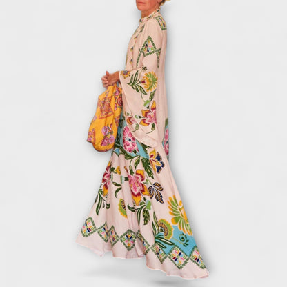 Lisa - Elegant Maxi Kjole med Blomsterprint og Flydende Design