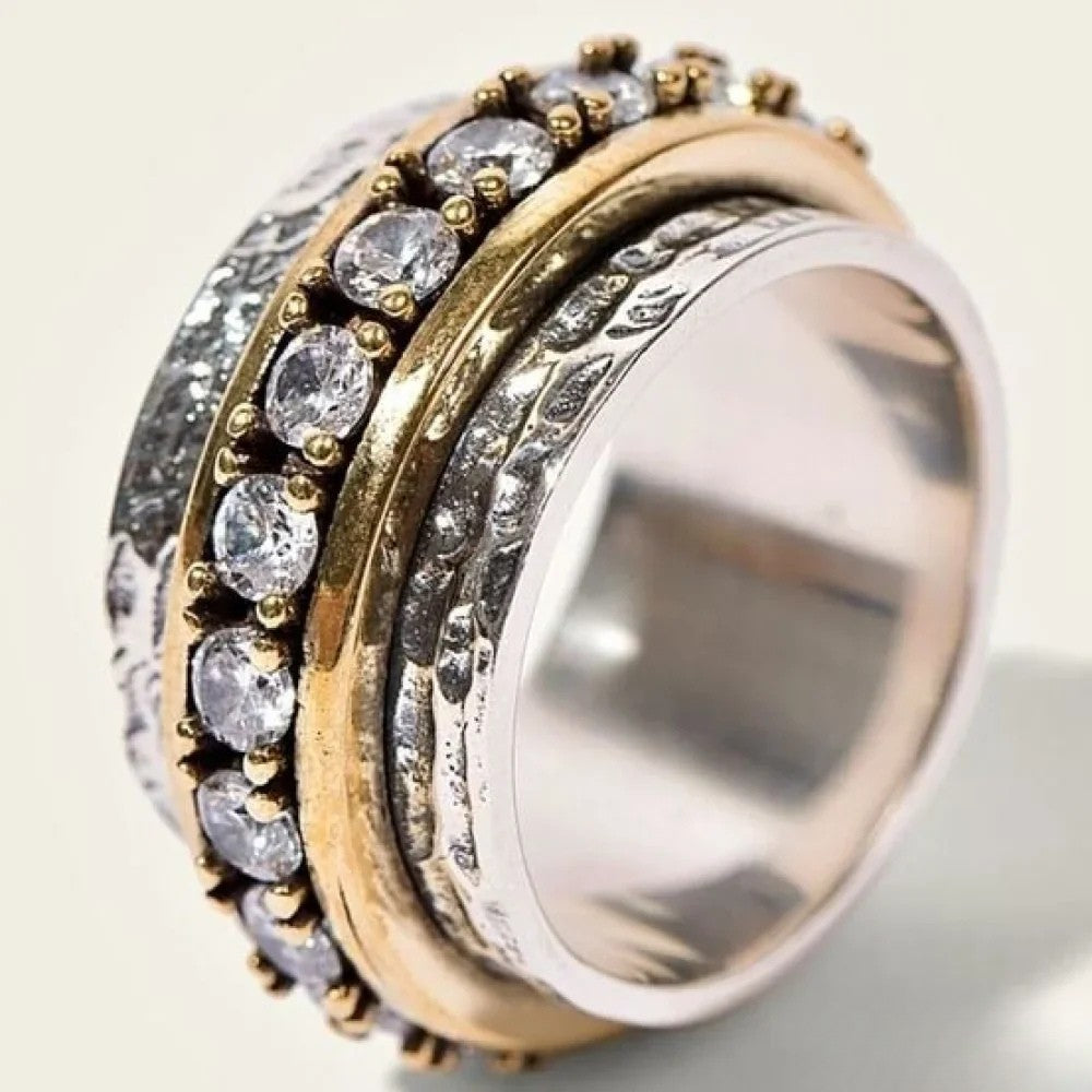 Retro Ring med Indlagte Stene