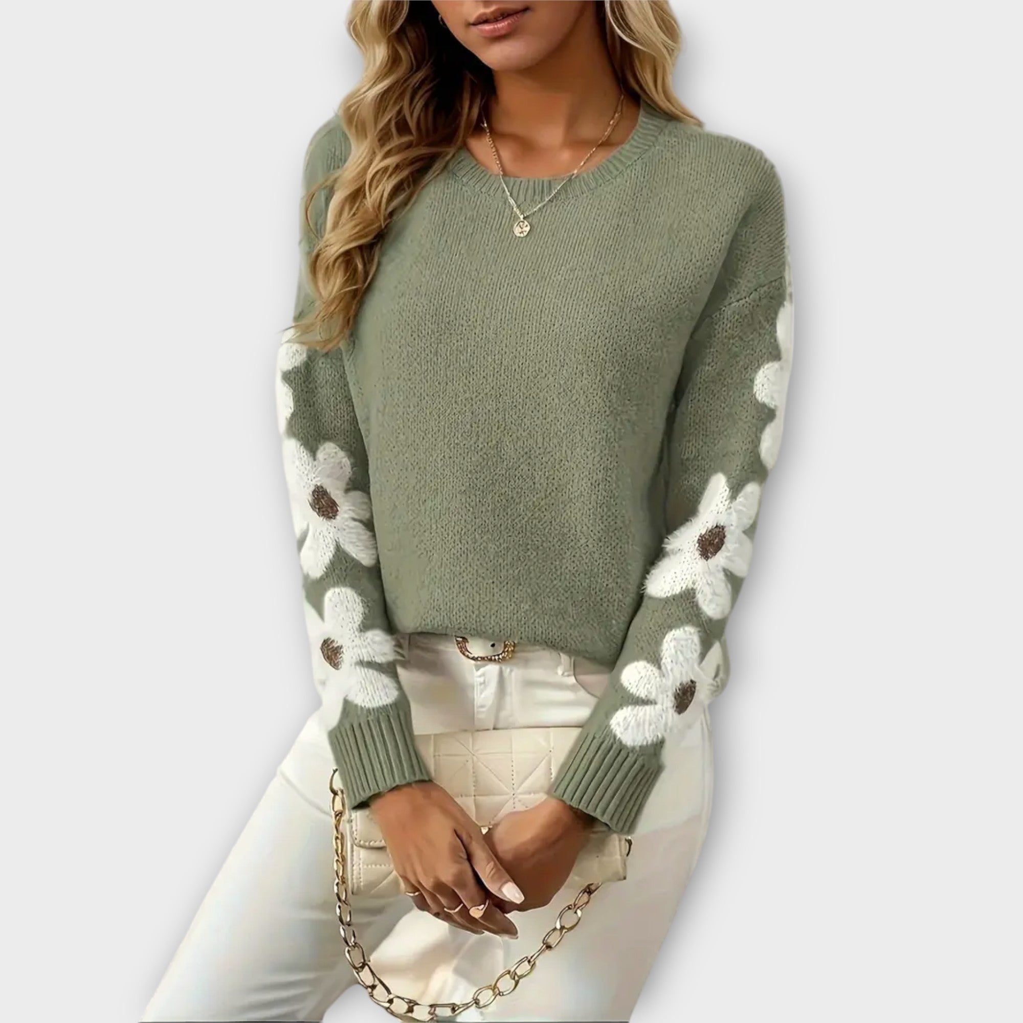 Silke - Blød Strikket Sweater med Blomsterdesign