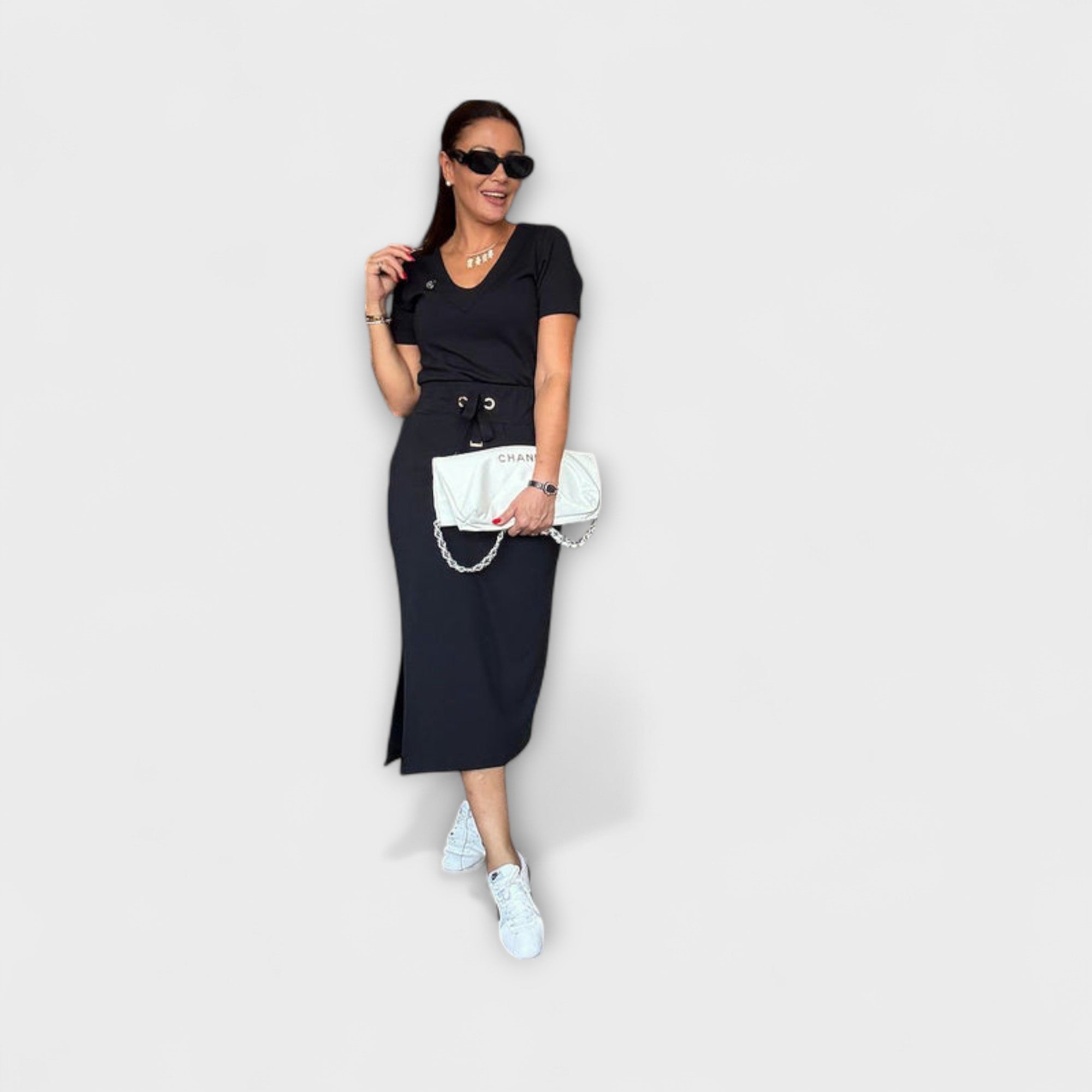 Danielle - Elegant V-Hals Top med Skørt