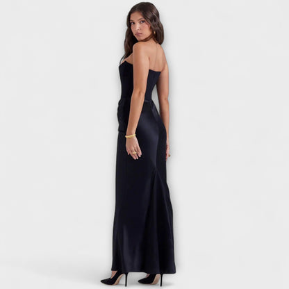 Off-the-Shoulder Satin Maxi Kjole med Drapering